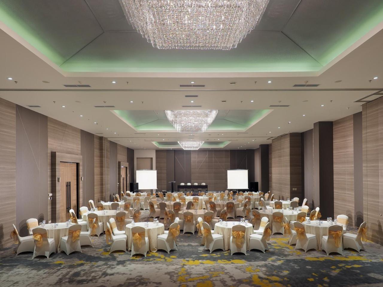 Arosa Hotel Джакарта Екстериор снимка